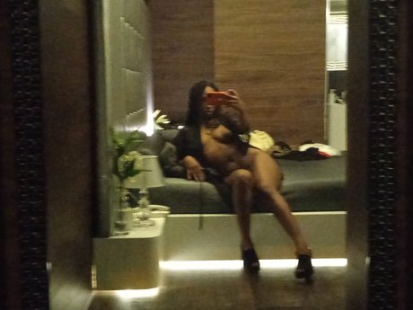 Foto di nudo di fuga di OnlyFans di Jessy De Barcelona