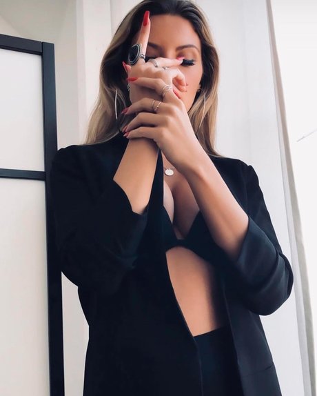 Ashley Schultz