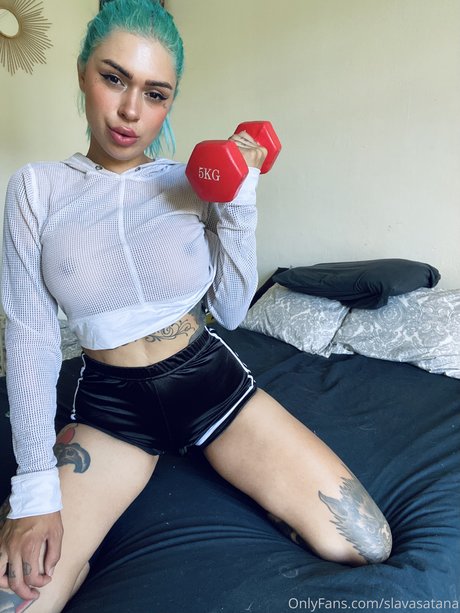 Foto di nudo di fuga di OnlyFans di Slava Satana