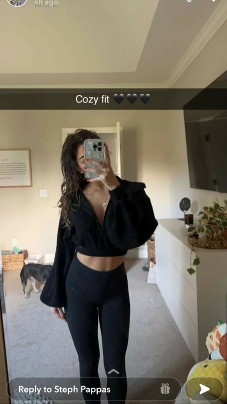 Foto di nudo di fuga di OnlyFans di Steph Pappas