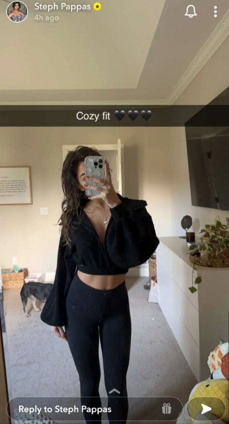Foto di nudo di fuga di OnlyFans di Steph Pappas