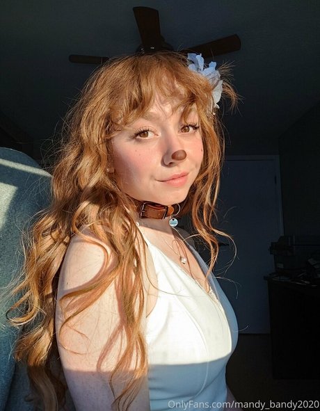 Foto di nudo di fuga di OnlyFans di Mandyfrizzle