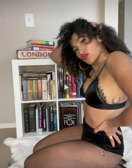 Marti Belle