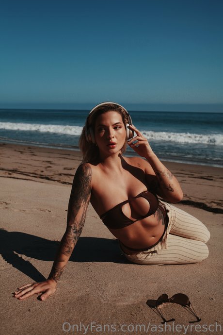 Foto di nudo di fuga di OnlyFans di Ashley Resch Vip
