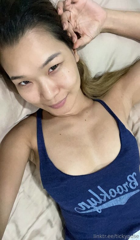 Tickypose