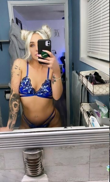 Foto di nudo di fuga di OnlyFans di Ashley Wolf