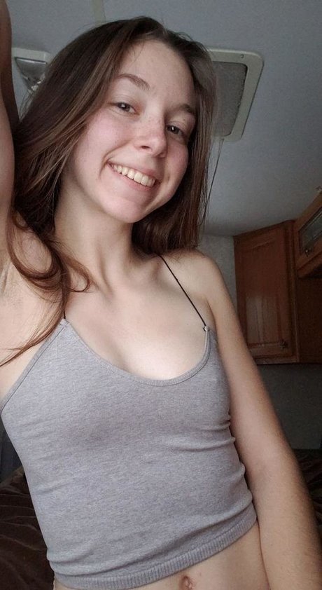 Foto di nudo di fuga di OnlyFans di Hazelynn