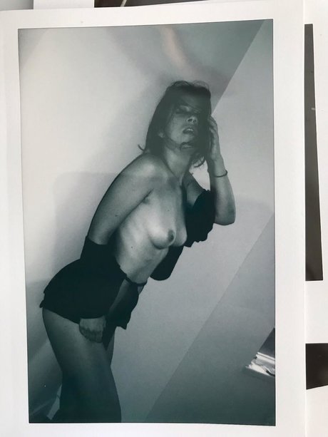 Foto di nudo di fuga di OnlyFans di Dulievre