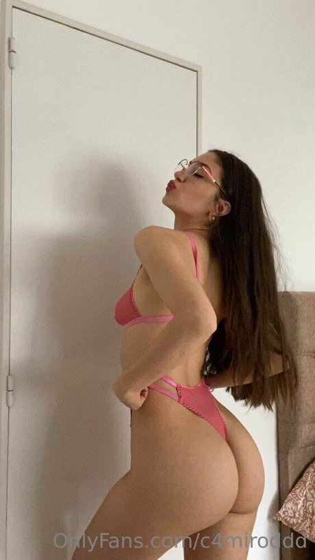 Foto di nudo di fuga di OnlyFans di C4miroddd