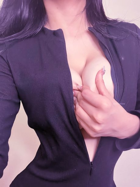 Foto di nudo di fuga di OnlyFans di D00mlee