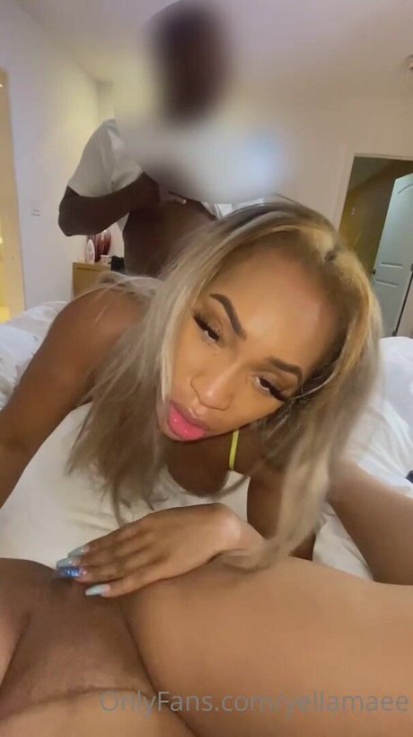 Foto di nudo di fuga di OnlyFans di Yellamae