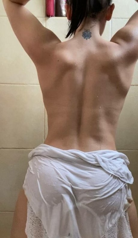 Foto di nudo di fuga di OnlyFans di Caro Trueba