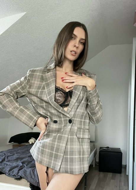Foto di nudo di fuga di OnlyFans di Selmako