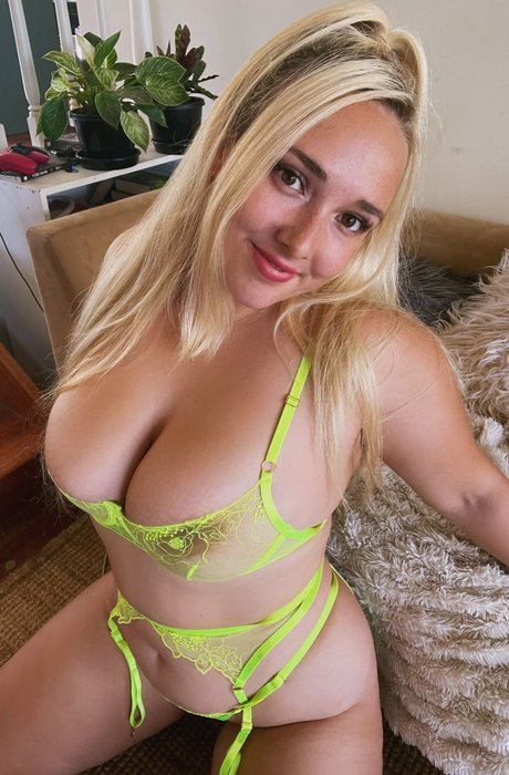 Foto di nudo di fuga di OnlyFans di Lexie Kent