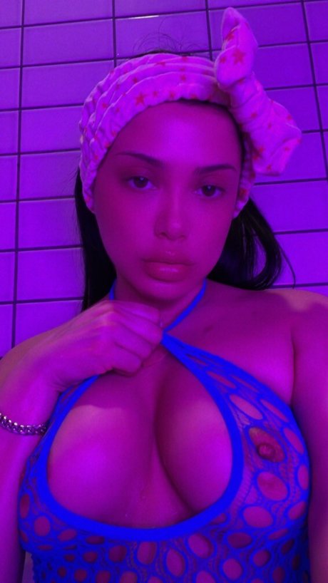 Foto di nudo di fuga di OnlyFans di Yahaira Yumi