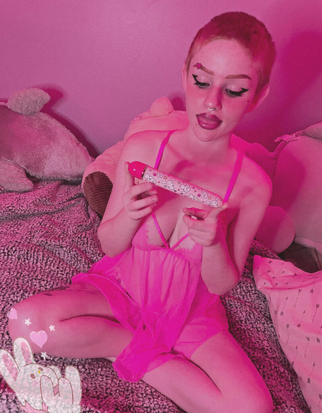 Aaliyah May