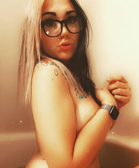 Kitty Lynn