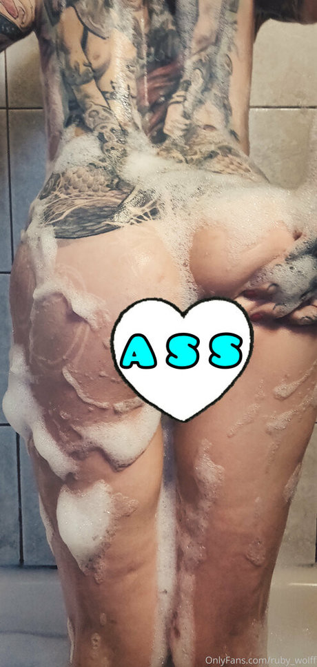 Foto di nudo di fuga di OnlyFans di Rubywolff