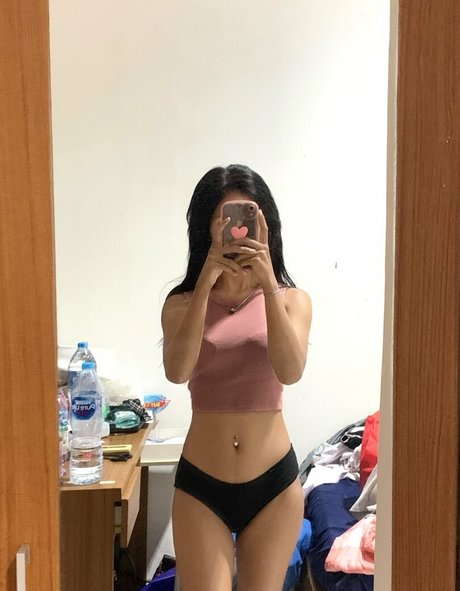 Foto di nudo di fuga di OnlyFans di Rebecca Sheisbiru