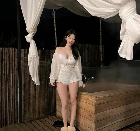 Foto di nudo di fuga di OnlyFans di Asmr Yeonchu