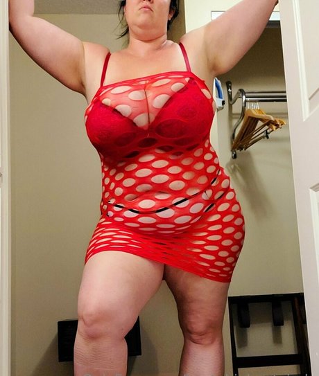 Bustybigbootyjudy