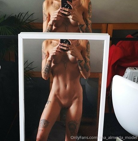 Foto di nudo di fuga di OnlyFans di Ana Almeida