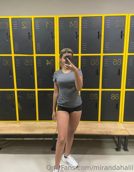 Foto di nudo di fuga di OnlyFans di Mirandahalil