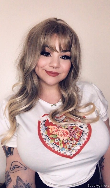 SpookyGirlLove
