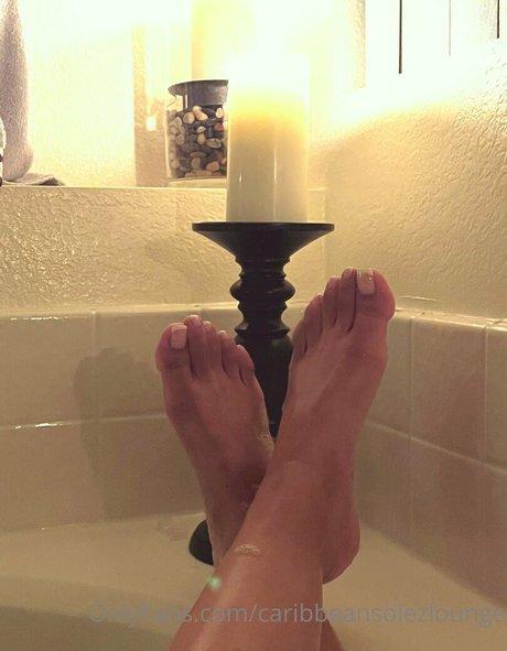 Foto di nudo di fuga di OnlyFans di Caribbeansolezlounge