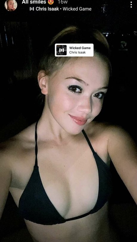 Foto di nudo di fuga di OnlyFans di Asmrlia