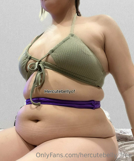 Foto di nudo di fuga di OnlyFans di Hercutebellyfree