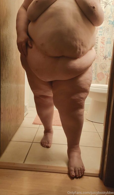 Juicybootybbw