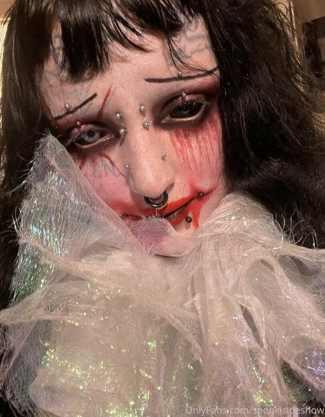 Foto di nudo di fuga di OnlyFans di Spookisideshow