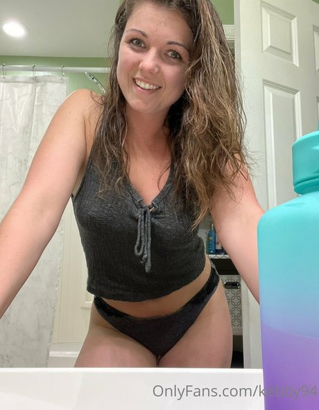 Foto di nudo di fuga di OnlyFans di Kebby Johnson