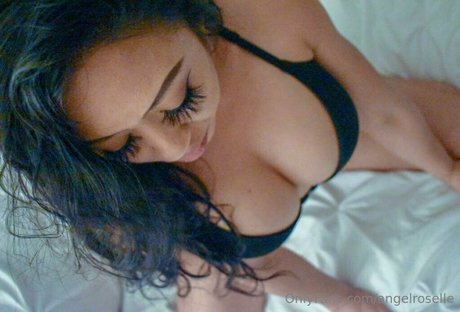 Foto di nudo di fuga di OnlyFans di Angelroselle