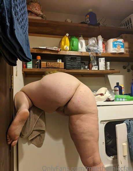 Foto di nudo di fuga di OnlyFans di Maethethiccfae