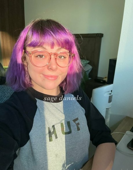Foto di nudo di fuga di OnlyFans di Sgdnls