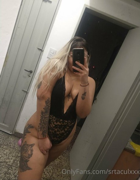 Foto di nudo di fuga di OnlyFans di Srtaculxxx