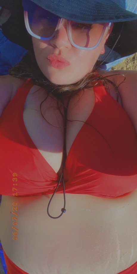Foto di nudo di fuga di OnlyFans di Sugartits