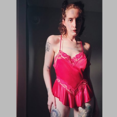 Foto di nudo di fuga di OnlyFans di Miss Ari Of The Labyrinth 