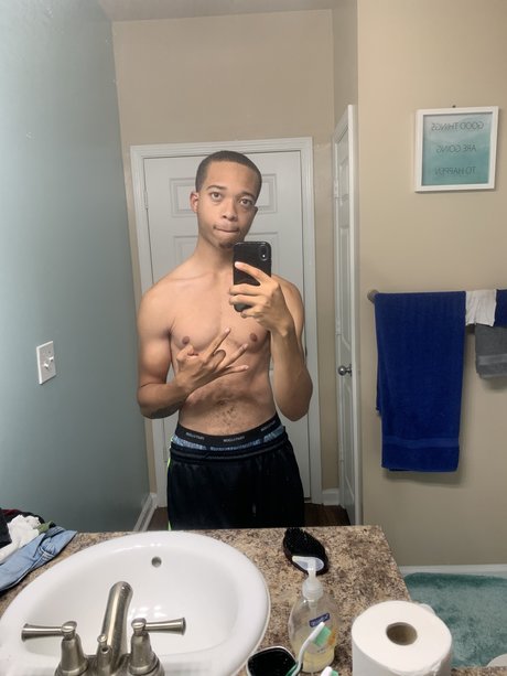 Foto di nudo di fuga di OnlyFans di Chiraq