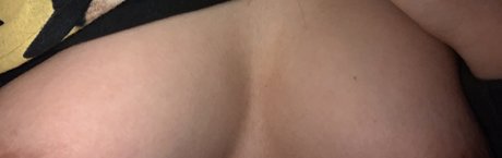 Foto di nudo di fuga di OnlyFans di Tsukihoney 