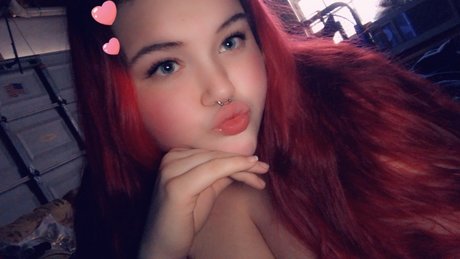Foto di nudo di fuga di OnlyFans di Scarlet