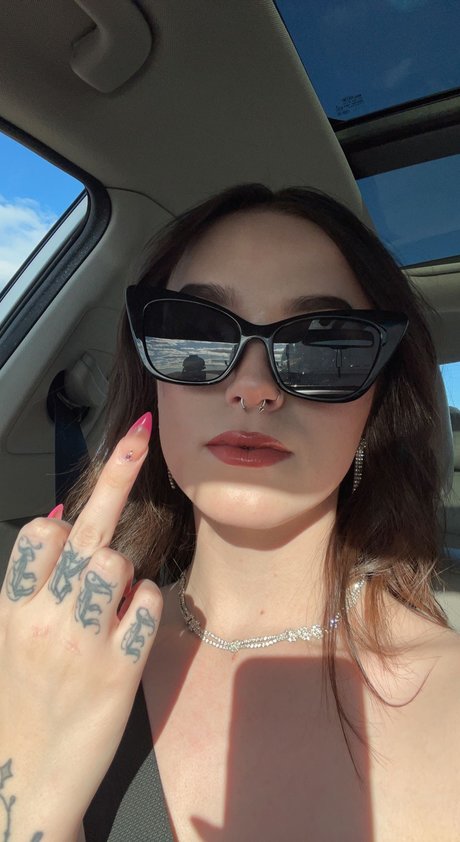 Foto di nudo di fuga di OnlyFans di Piper Belle
