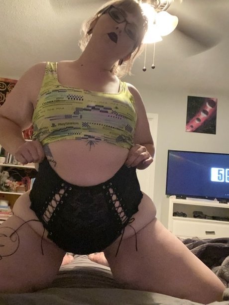 Foto di nudo di fuga di OnlyFans di Kitty