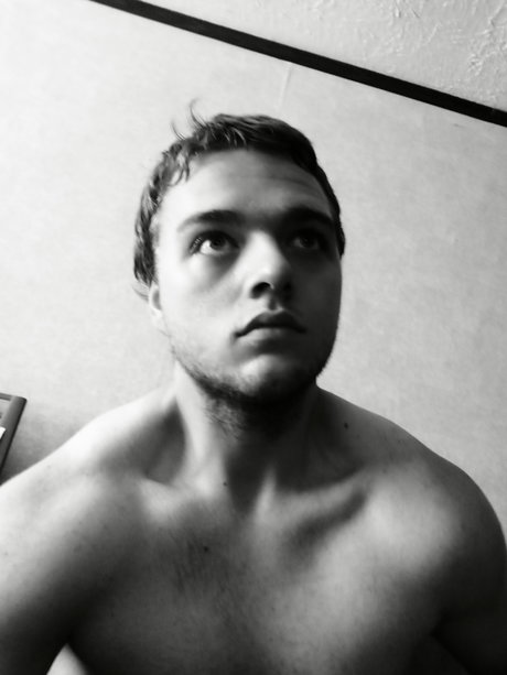 Foto di nudo di fuga di OnlyFans di Instant Cryosfere