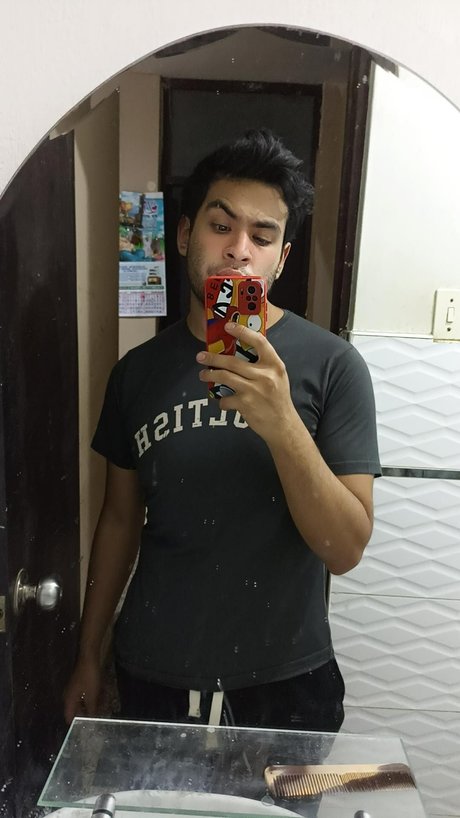 Foto di nudo di fuga di OnlyFans di Angel