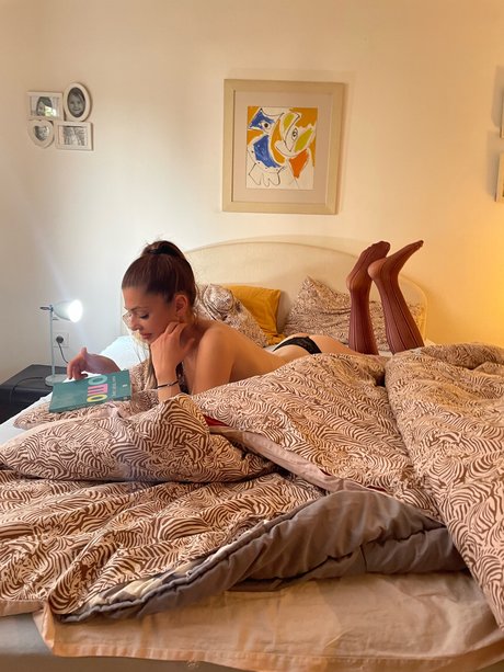 Foto di nudo di fuga di OnlyFans di Nena Levin