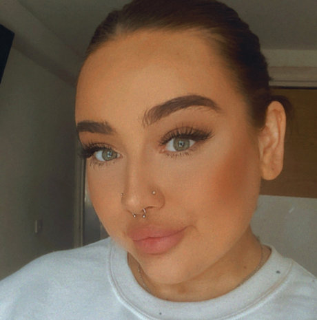 Foto di nudo di fuga di OnlyFans di Becky
