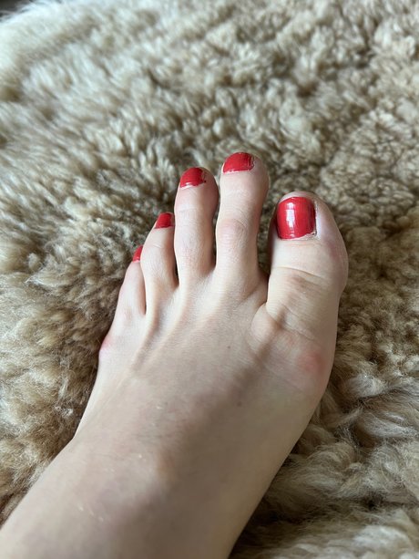 Foto di nudo di fuga di OnlyFans di Longtoelola